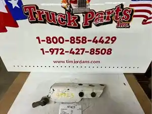 Used FREIGHTLINER Bracket Image