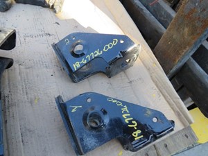 Used FREIGHTLINER Bracket (Stock #84118)) Part Image