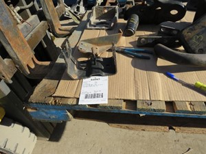 Used FREIGHTLINER Bracket (Stock #84087)) Part Image
