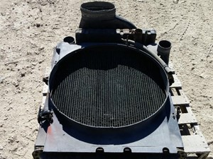 Used FREIGHTLINER Cooling Assembly (Stock #29221)) Part Image