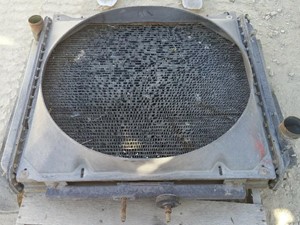 Used FREIGHTLINER Radiator (Stock #28909)) Part Image