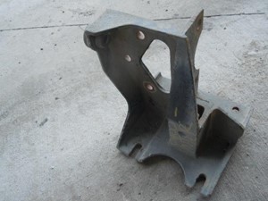 Used INTERNATIONAL Bracket (Stock #28191)) Part Image