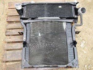 Used INTERNATIONAL Cooling Assembly (Stock #43227)) Part Image