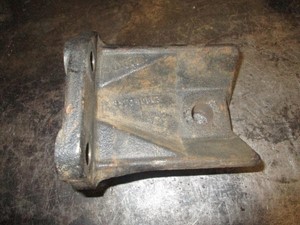 Used INTERNATIONAL Engine Mount Image