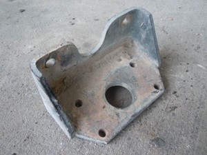 Used INTERNATIONAL Engine Mount (Stock #19654)) Part Image