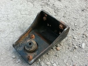 Used INTERNATIONAL Engine Mount (Stock #28234)) Part Image