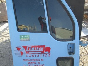 Used KENWORTH T2000 Door (Stock #61687)) Part Image
