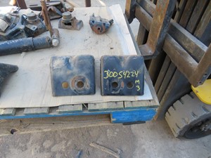 Used MACK CH613 Bracket (Stock #84128)) Part Image