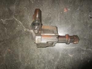 Used MACK E7 Oil Pump (Stock #49678)) Part Image