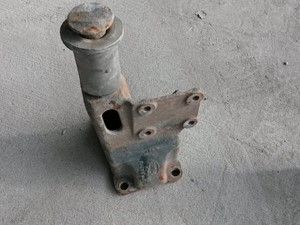 Used MACK Bracket (Stock #28263)) Part Image