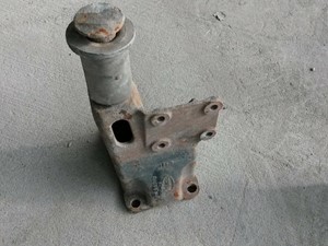 Used MACK Bracket (Stock #27998)) Part Image