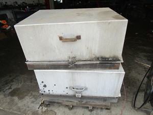 Used Tool Box (Stock #59966)) Part Image