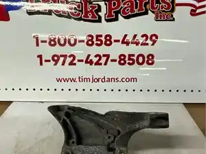 Used PACCAR Bracket Image
