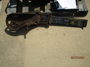 Used PETERBILT 379 Bracket (Stock #T3732)) Part Image
