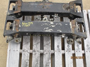 Used PETERBILT 379 Bracket (Stock #T3667)) Part Image