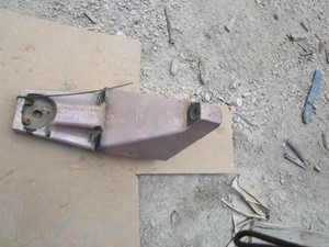 Used PETERBILT 379 Bracket Image