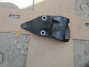 Used PETERBILT 386 Bracket (Stock #61590)) Part Image