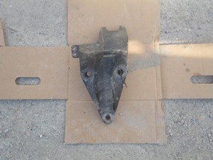 Used PETERBILT 387 Bracket (Stock #61546)) Part Image
