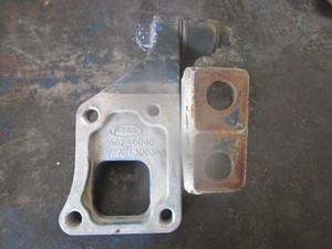 Used PETERBILT Bracket (Stock #58581)) Part Image