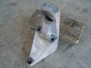 Used PETERBILT Bracket (Stock #19393)) Part Image