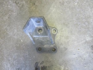 Used PETERBILT Bracket (Stock #62262)) Part Image