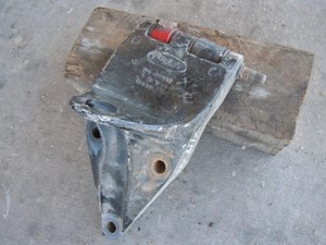 Used PETERBILT Bracket (Stock #27881)) Part Image