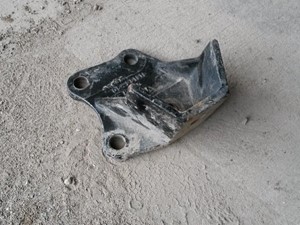 Used PETERBILT Engine Mount Image