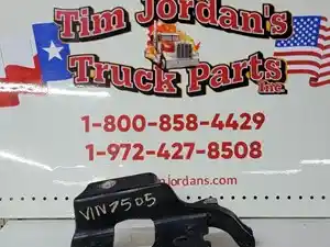 Used KENWORTH T680 Bracket (Stock #98858)) Part Image