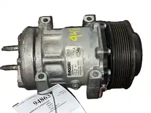 Used PACCAR MX-13 A/C Compressor Image