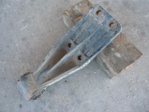 Used VOLVO Bracket (Stock #19381)) Part Image