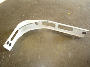 Used VOLVO Bracket (Stock #74299)) Part Image