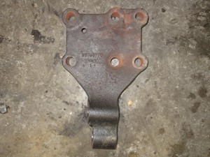 Used VOLVO Engine Mount Image