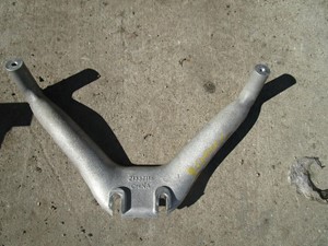 Used VOLVO Engine Mount (Stock #65031)) Part Image