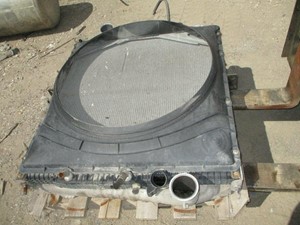 Used VOLVO VNL Cooling Assembly (Stock #79173)) Part Image