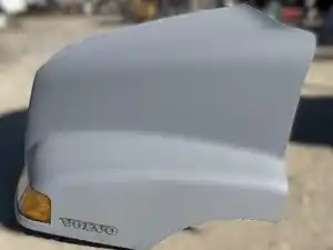 Reconditioned VOLVO VNL Hood (Stock #99721)) Part Image