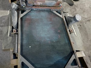 Used 2002 KENWORTH T800 Radiator (Stock #1341)) Part Image
