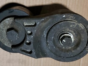 Used 2015 KENWORTH T8 Series Belt Tensioner (Stock #2813)) Part Image