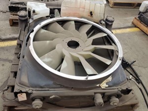 Used 2015 PETERBILT 384 Cooling Assembly (Stock #1149)) Part Image
