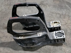 Used 2015 PETERBILT 384 Spring, Rear Leaf Hanger (Stock #2731)) Part Image