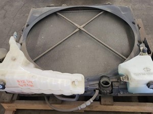 Used 2016 KENWORTH T680 Cooling Assembly (Stock #3621)) Part Image