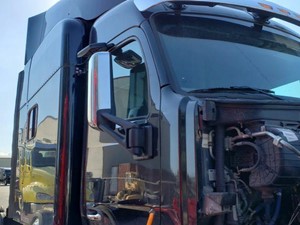 Used 2016 PETERBILT 567 Cab (Stock #2035)) Part Image