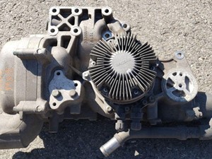 Used 2017 PACCAR Water Pump (Stock #3767)) Part Image