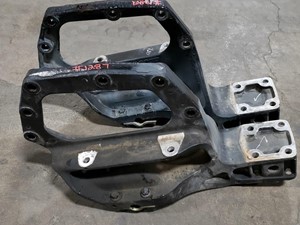 Used 2018 PETERBILT 579 Spring, Rear Leaf Hanger (Stock #2655)) Part Image