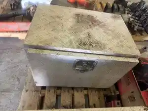 Used 2007 FREIGHTLINER COLUMBIA Tool Box (Stock #15339)) Part Image