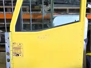 Used 2000 INTERNATIONAL 9400I Door (Stock #10984)) Part Image