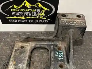 Used 2015 KENWORTH T880 Cab Mount (Stock #15912)) Part Image