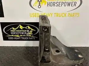 Used 2015 KENWORTH T880 Cab Mount (Stock #15976)) Part Image