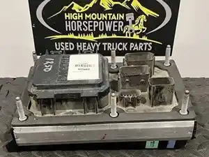Used 2015 PETERBILT 579 Fuse Box (Stock #17428)) Part Image