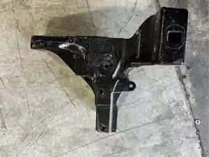 Used 2023 PETERBILT 579EV Cab Mount (Stock #17129)) Part Image