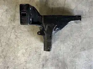 Used 2023 PETERBILT 579EV Cab Mount (Stock #17130)) Part Image